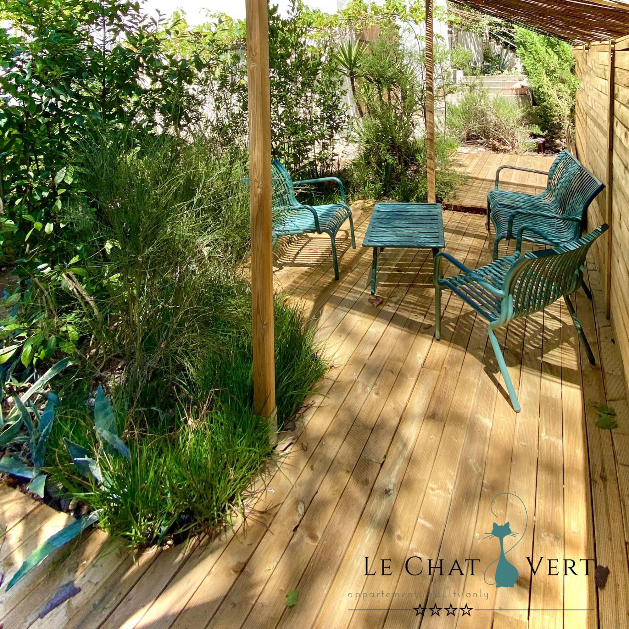 Le Chat Vert - Appartements Adults Only Saint-André Екстериор снимка